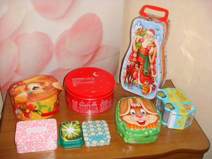Жестяные банки разные
