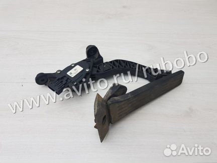 Педаль газа Kia Ceed JD R25G 2014