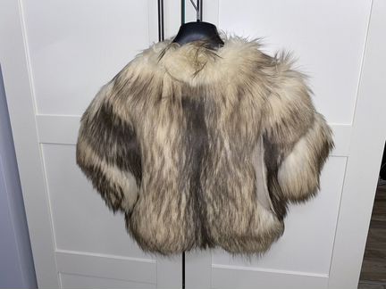 Жилет из белой лисы