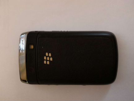 Телефон Blackberry Bold 9700