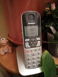 Радиотелефон panasonic