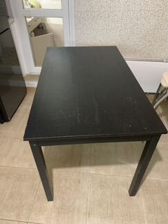 Табурет и стол