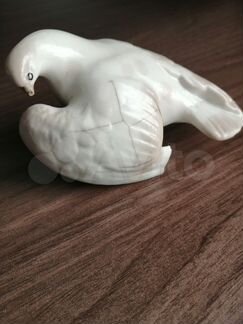 Статуэтка Голубь