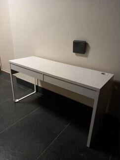 Письменный стол IKEA
