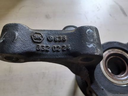 Поворотный кулак в сборе Mercedes vito w638