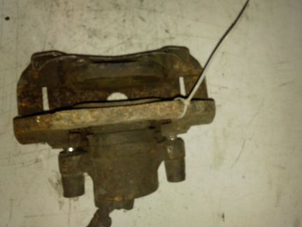 Суппорт передний правый Ford Focus 2 MK 2