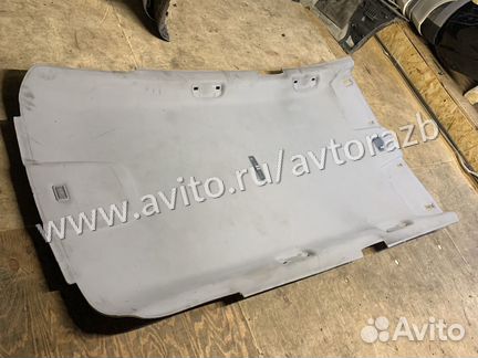 Потолочный плафон на Opel Zafira B