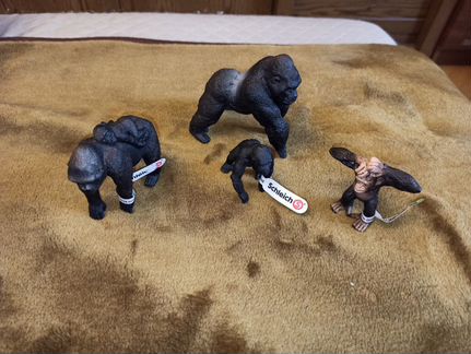 Игрушки Schleich
