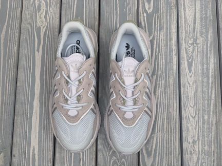 Adidas Ozweego (Адидас Озвиго)