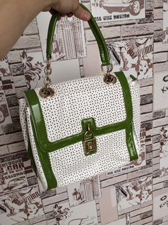 Женские сумочки