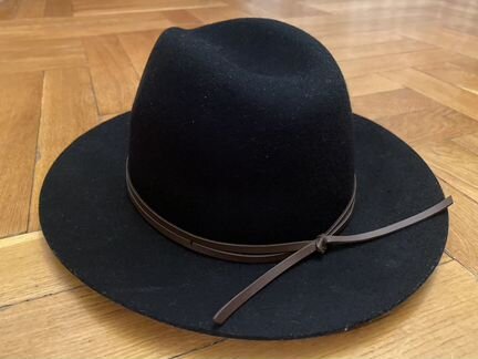 Шляпа шерстяная