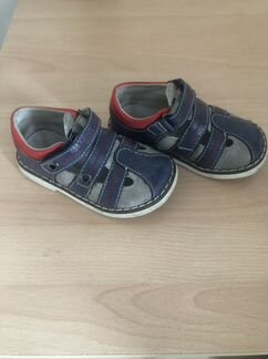 Босоножки детские