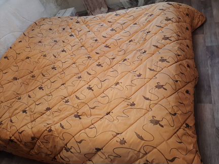 Накидка на кровать