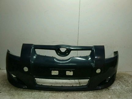 Бампер передний Toyota Auris до 2012