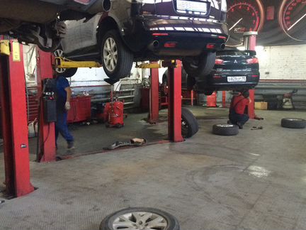 Полы в гараж, плитка для покрытия стяжки в гараже