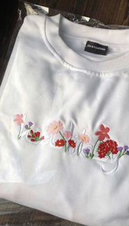 Haliky flower arabic logo crewneck