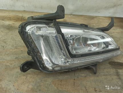 Фара противотуманная LED передняя правая Hyundai