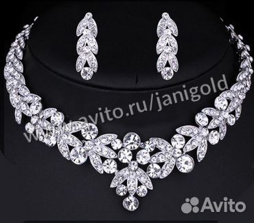 Золотой комплект с бриллиантами