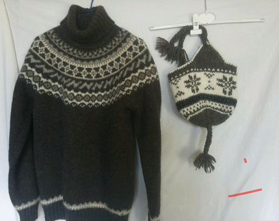 Свитер + шапка новогодние viking шерсть, новый.ска