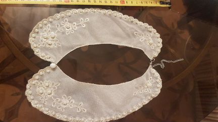 Накладной воротничок