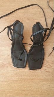 Босоножки Zara