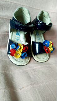 Сандали на девочку 22р