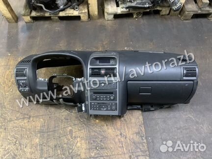 Торпеда, передняя панель на Opel Astra G