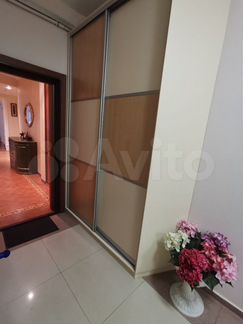 4-к квартира, 131.8 м², 2/18 эт.