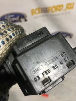 Подрулевой переключатель поворотников Форд Фокус 2