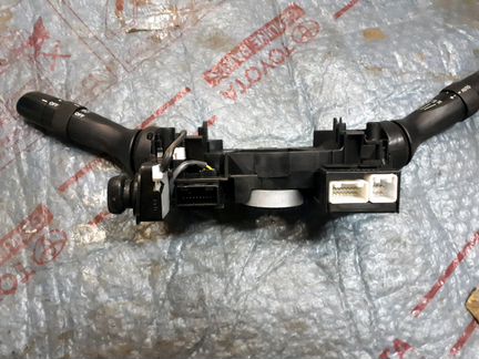 Подрулевой переключатель Lexus GS 3