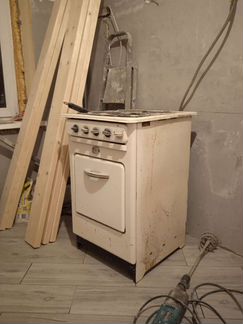 Газовая плита советского изготовления