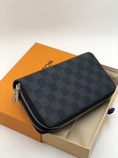 Кошелёк Louis Vuitton