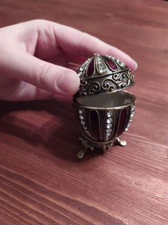 Шкатулка в форме яйца Фаберже