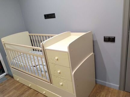 Детская кровать-трансформер