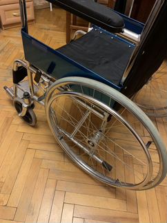 Коляска инвалидная складная
