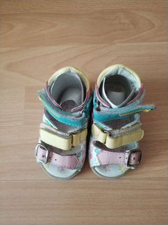 Сандалии 18 размер