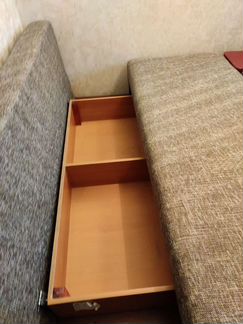 Диван- кровать хоррший