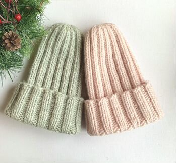 Шапки бини. Натуральный состав. Ручная работа