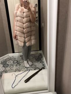 Жилет меховой из песца