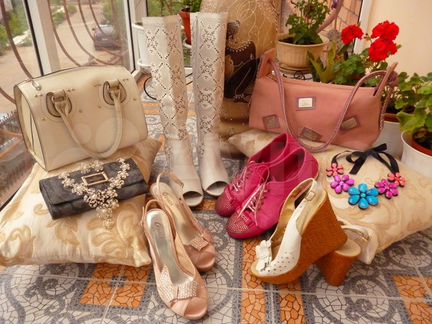 Модная брендовая обувь, сумочки, бижутерия