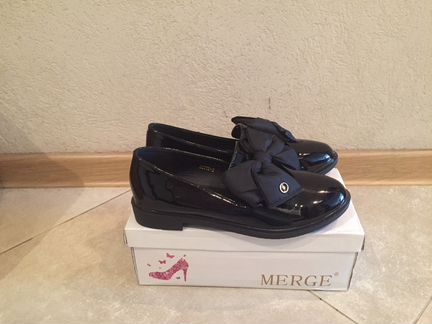 Новые, лаковые Лофферы, р-36