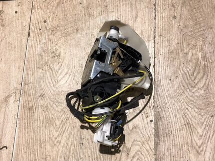Замок задней левой двери Mercedes W220 Л/П