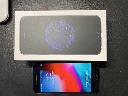 Телефон iPhone