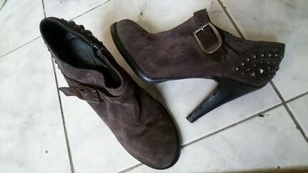 Rezerved. Poland. Натурал. замша