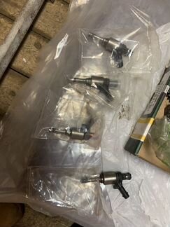 Запчасти от мотора, турбина и навесное от Passat B