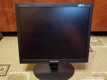 Монитор Samsung