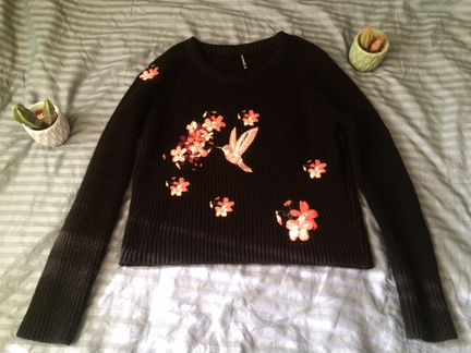 Стильный свитер Stradivarius