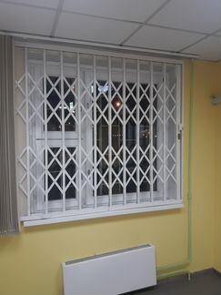 Продам б/у оконные решётки в отл. состоянии - 2 шт