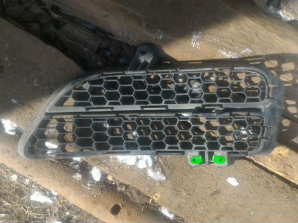 Решетка в бампер GP Touareg