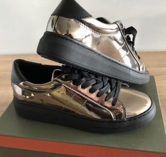 Кроссовки Carnaby / TJ Collection